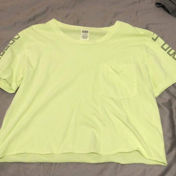 5 Pink shirts and 1 Pink tank top. - Picture 4 of 8